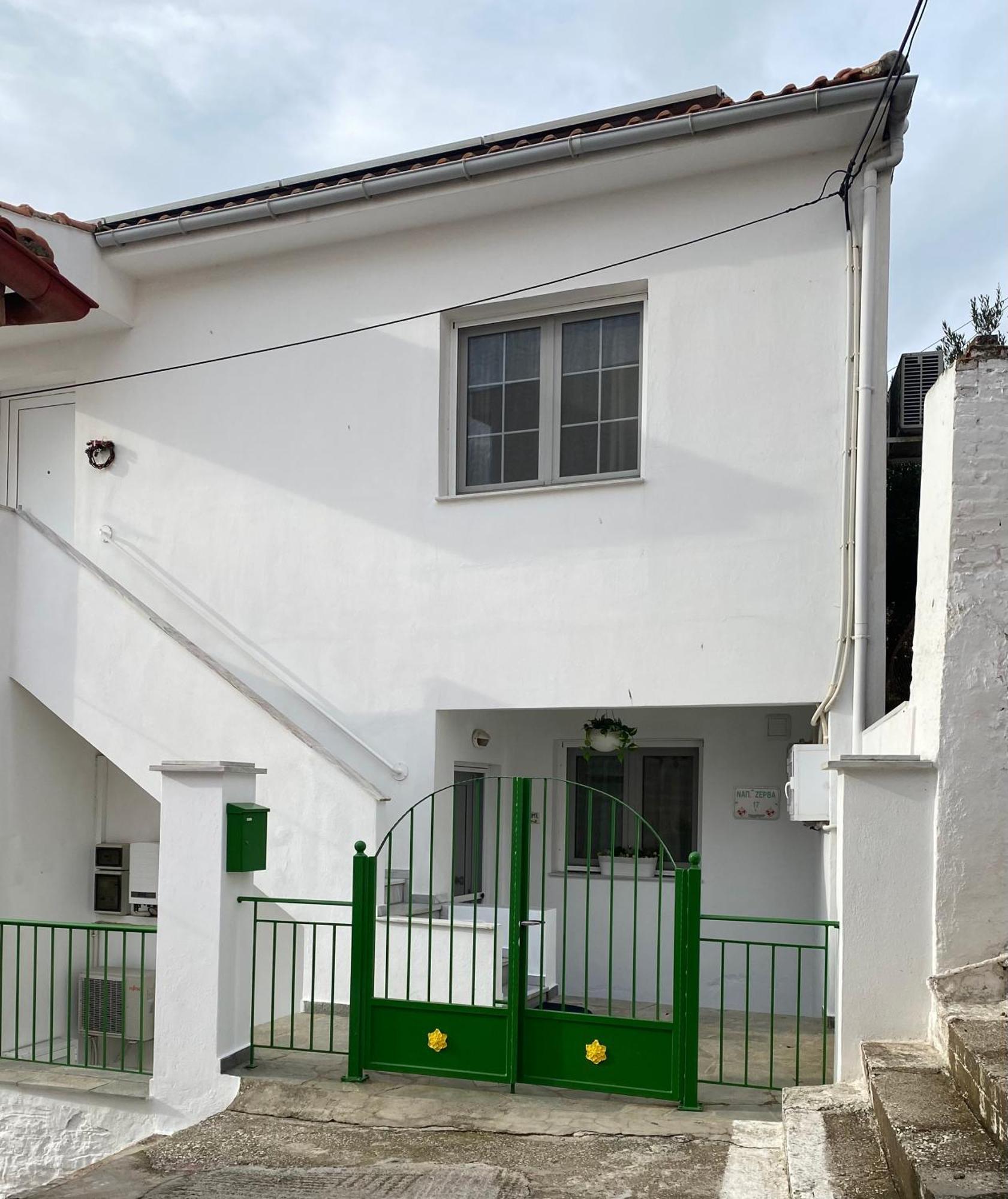 Small Garden Studio Kavala Exterior photo