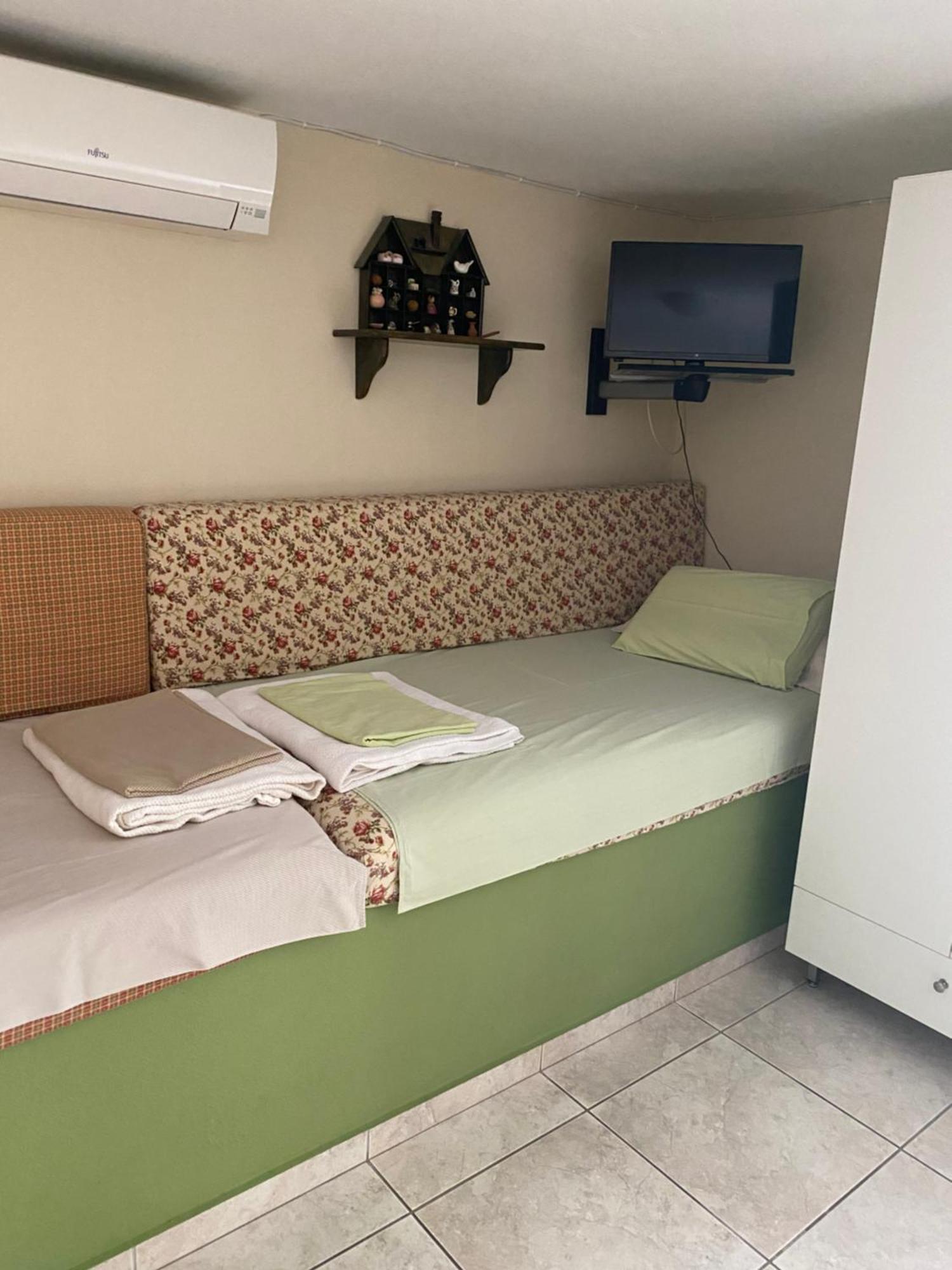 Small Garden Studio Kavala Exterior photo