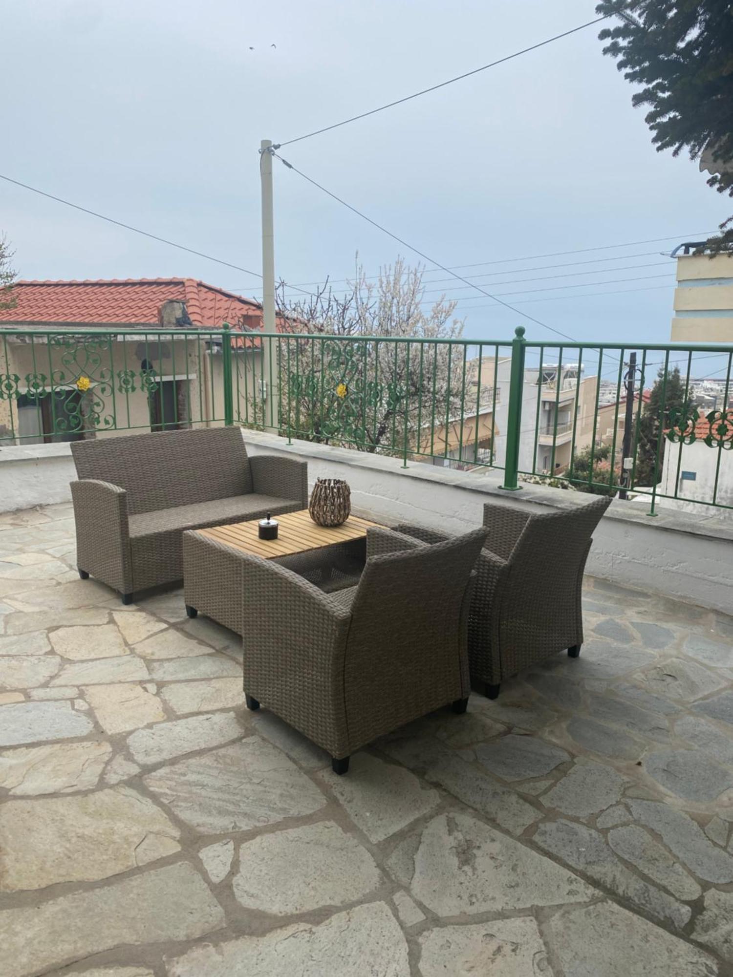 Small Garden Studio Kavala Exterior photo